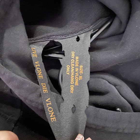 Pink friends Vlone hoodie - Picture 6 of 6